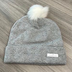Young Living Women’s Beanie Hat Cap Gray Never Worn